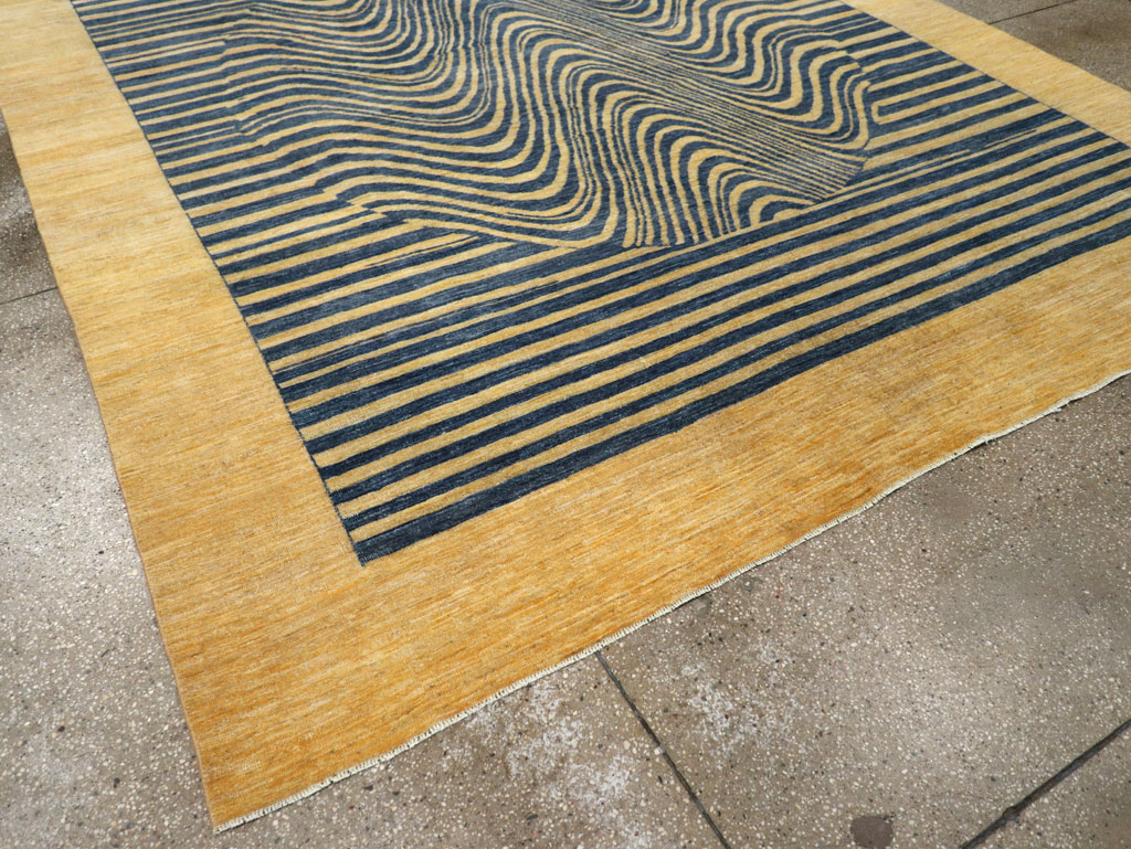 Contemporary Turkish Room Size Carpet, No.31227 - Galerie Shabab