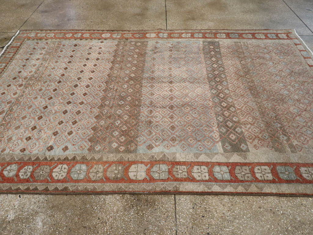 Vintage Persian Veece Accent Carpet, No.31228 - Galerie Shabab