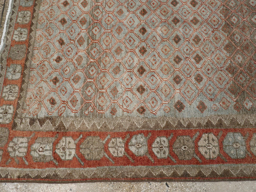 Vintage Persian Veece Accent Carpet, No.31228 - Galerie Shabab