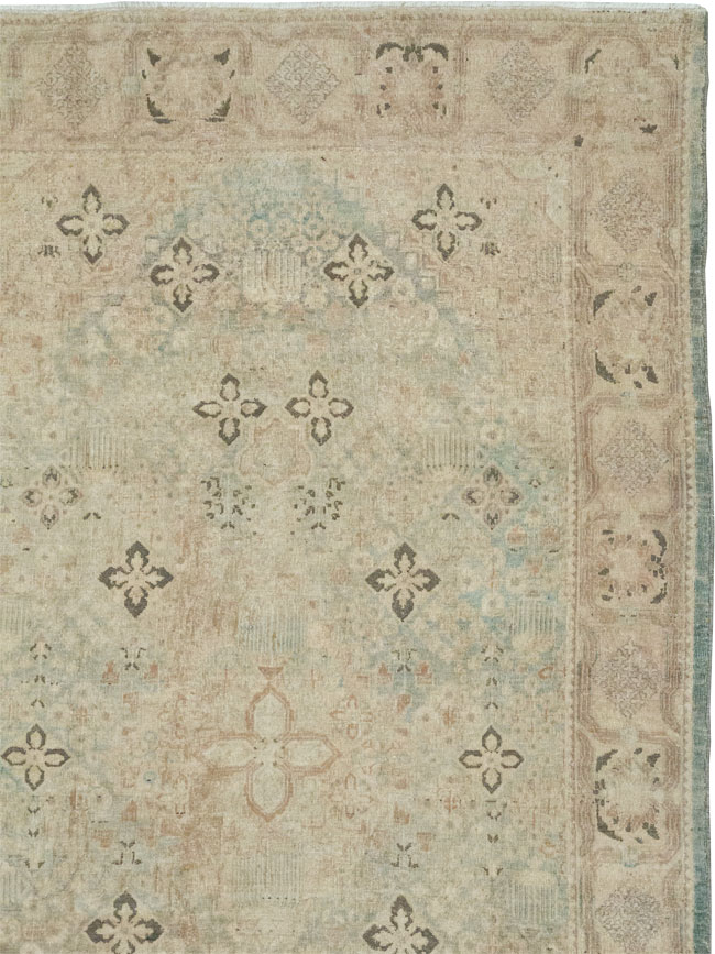 Vintage Persian Joshegan Room Size Carpet, No.31230 - Galerie Shabab