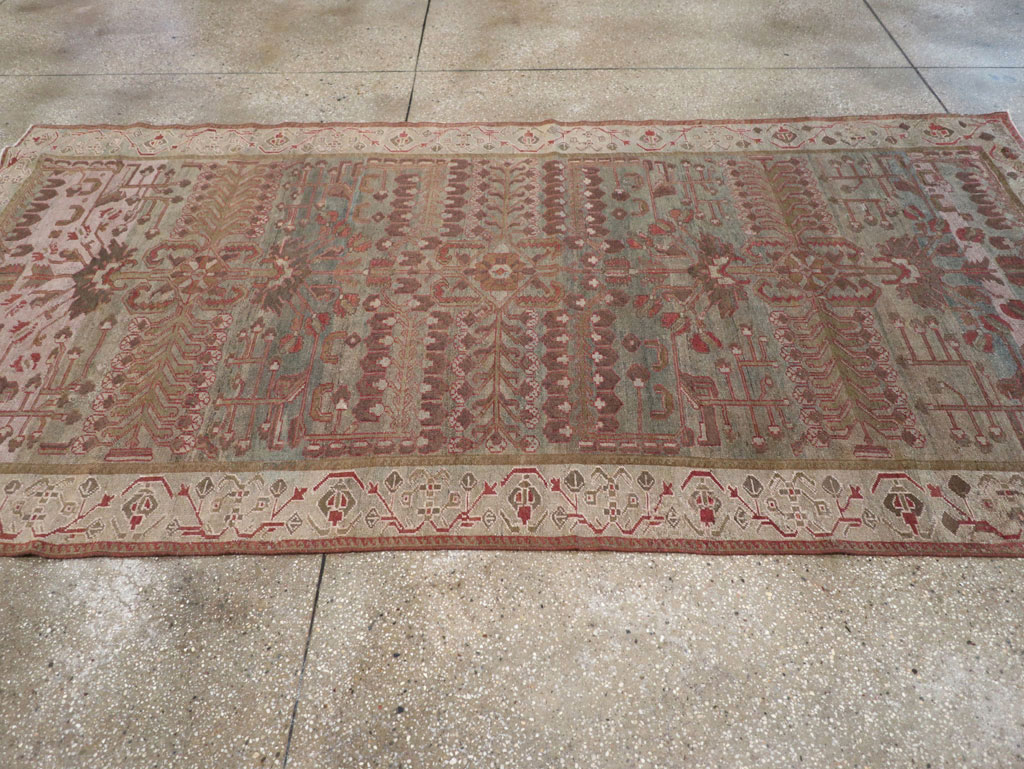 Antique Persian Bakhtiari Gallery Rug, No.31231 - Galerie Shabab