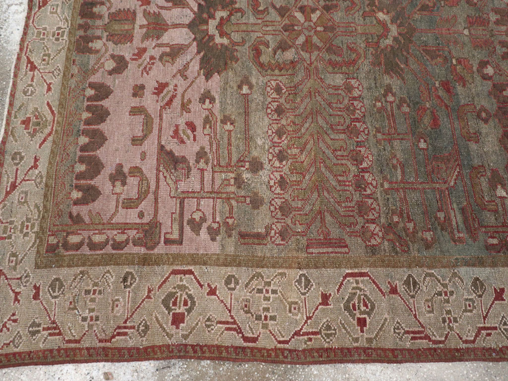 Antique Persian Bakhtiari Gallery Rug, No.31231 - Galerie Shabab
