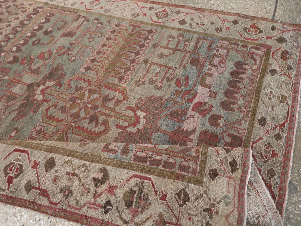 Antique Persian Bakhtiari Gallery Rug, No.31231 - Galerie Shabab