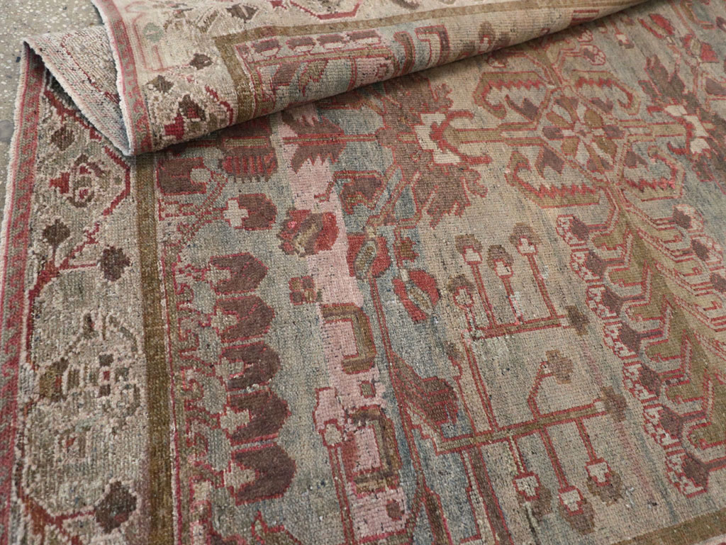 Antique Persian Bakhtiari Gallery Rug, No.31231 - Galerie Shabab