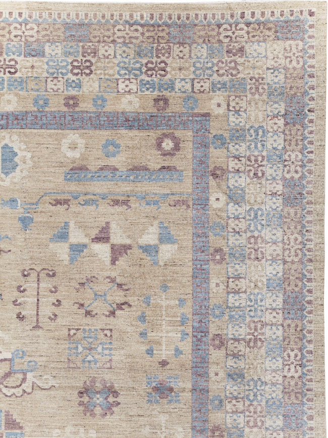 Contemporary East Turkestan Khotan Room Size Carpet, No.31238 - Galerie Shabab