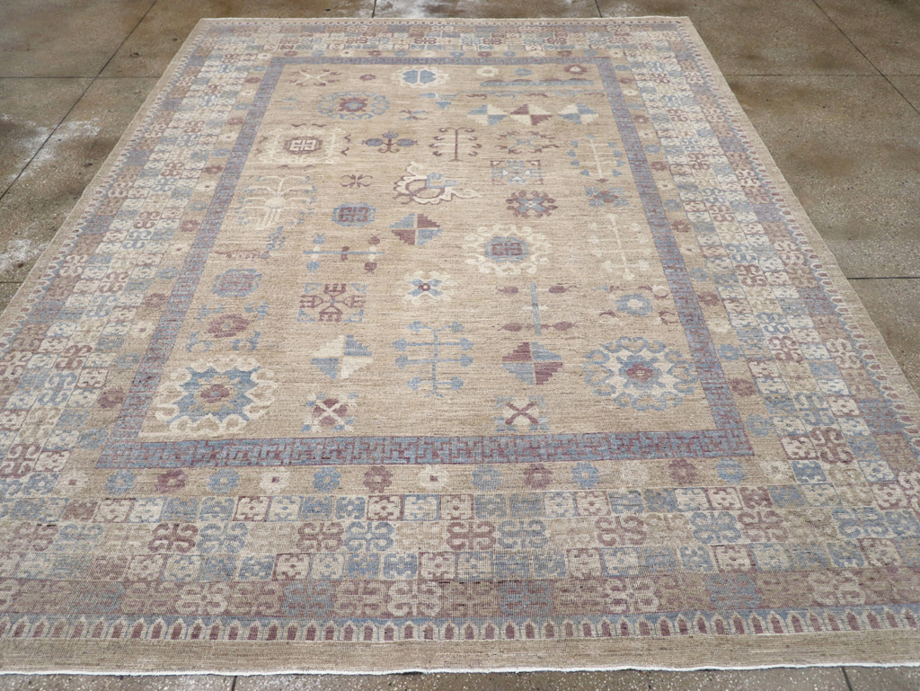 Contemporary East Turkestan Khotan Room Size Carpet, No.31238 - Galerie Shabab