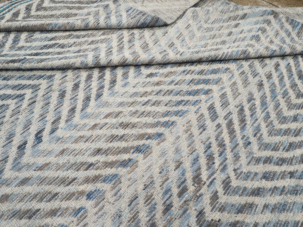 Modern Turkish Flatweave, No.31240 - Galerie Shabab