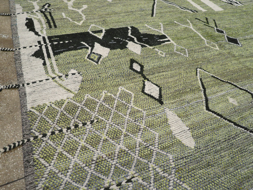 Moroccan Inspired Contemporary Turkish Large Room Size Carpet, No.31241 - Galerie Shabab