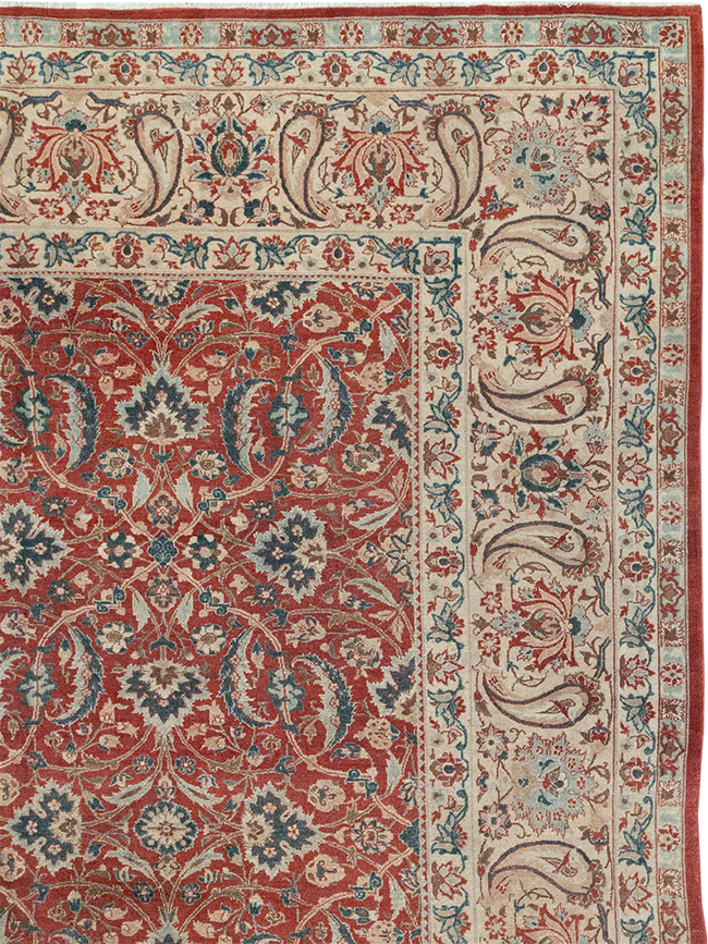 Vintage Persian Isfahan Room Size Carpet, No.31245 - Galerie Shabab