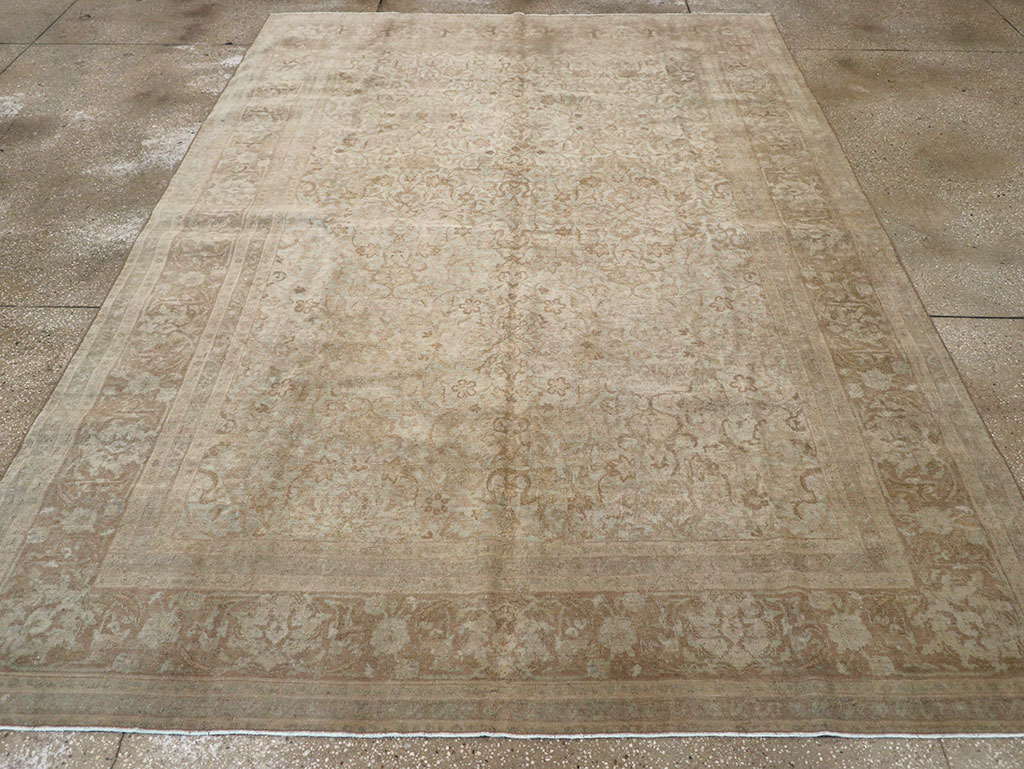 Vintage Persian Tabriz Accent Carpet, No.31246 - Galerie Shabab