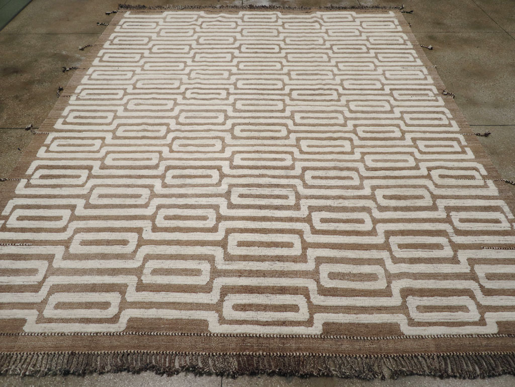 Moroccan Inspired Contemporary Turkish Room Size Carpet, No.31249 - Galerie Shabab