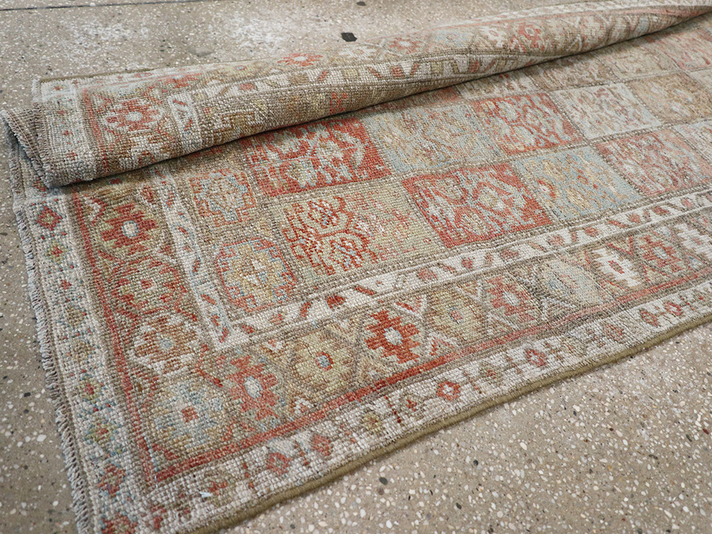 Antique Persian Kurd Bidjar Long Runner, No.31255 - Galerie Shabab