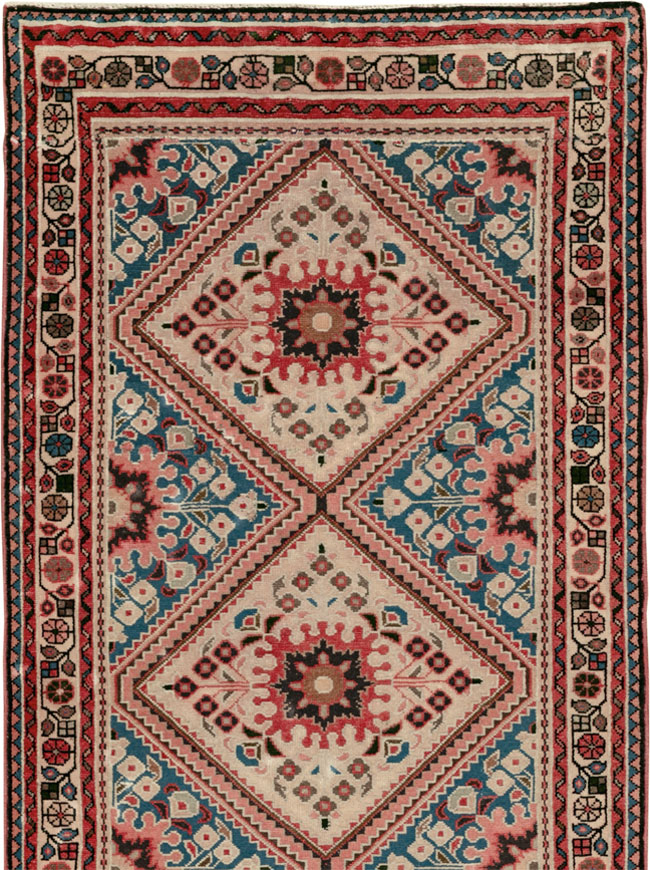 Vintage Persian Hamadan Long Runner, No.31256 - Galerie Shabab