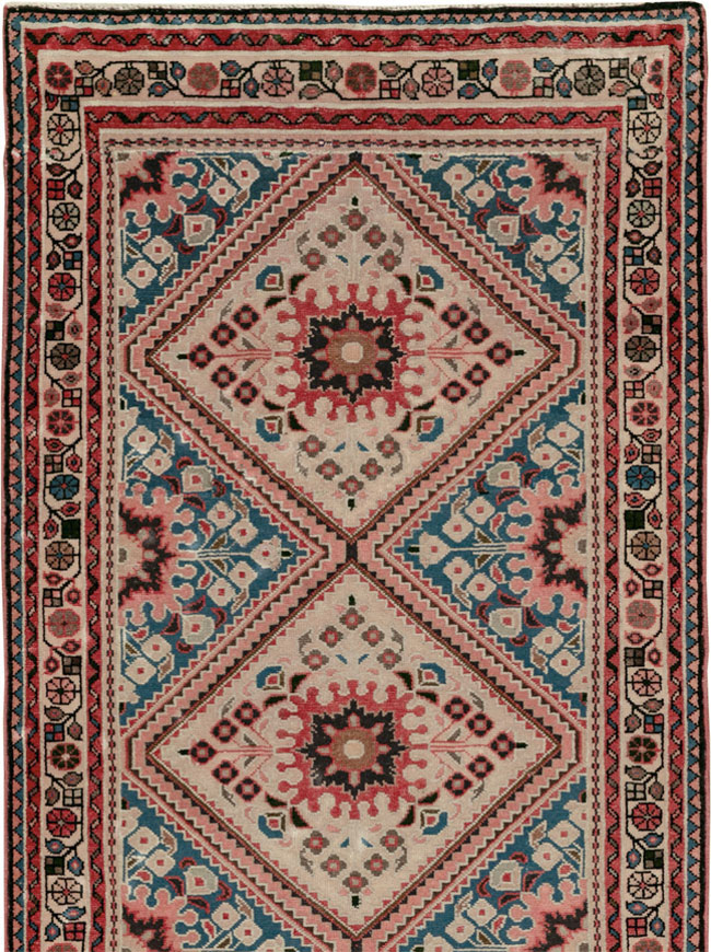 Vintage Persian Hamadan Long Runner, No.31256 - Galerie Shabab