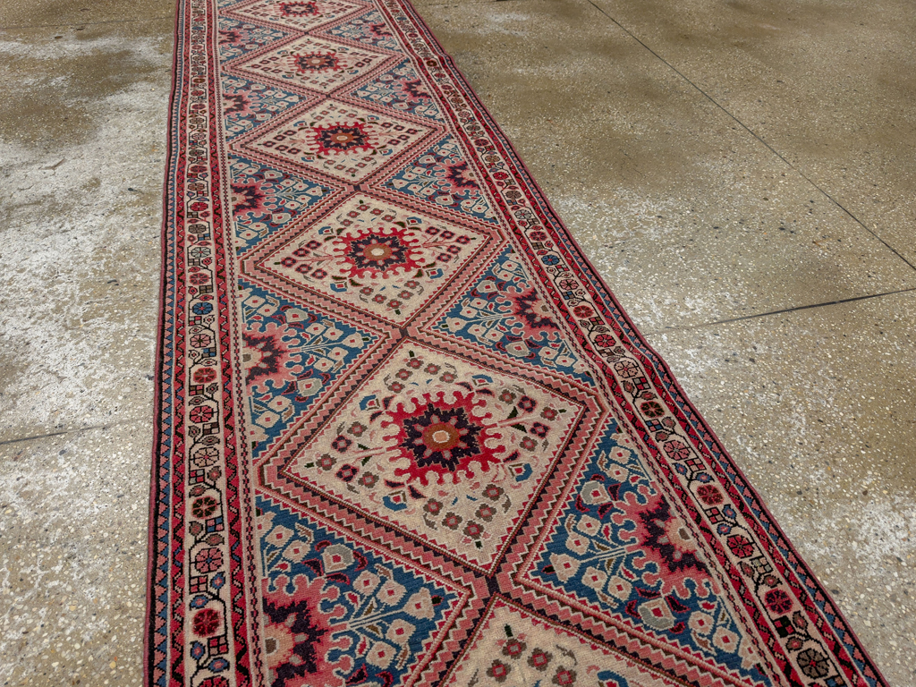 Vintage Persian Hamadan Long Runner, No.31256 - Galerie Shabab