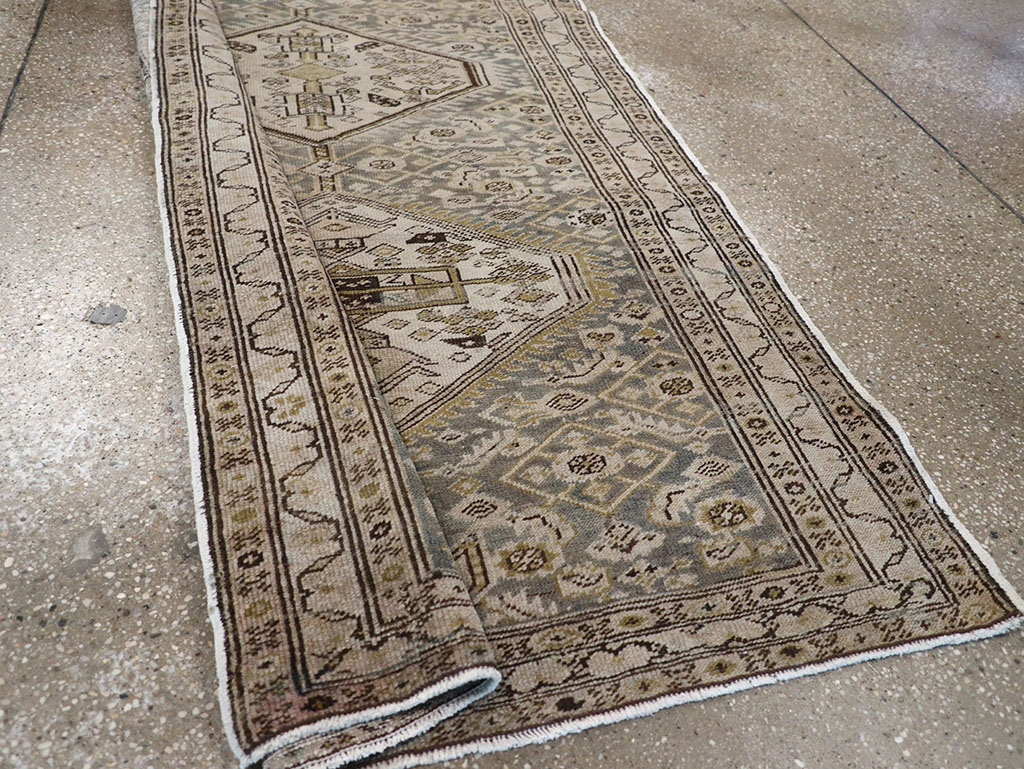 Vintage Persian Malayer Runner, No.31257 - Galerie Shabab