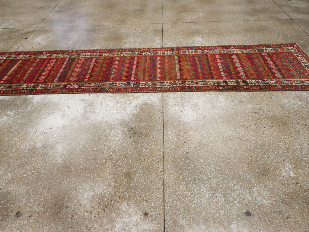 Antique Persian Malayer Long Runner, No.31265 - Galerie Shabab