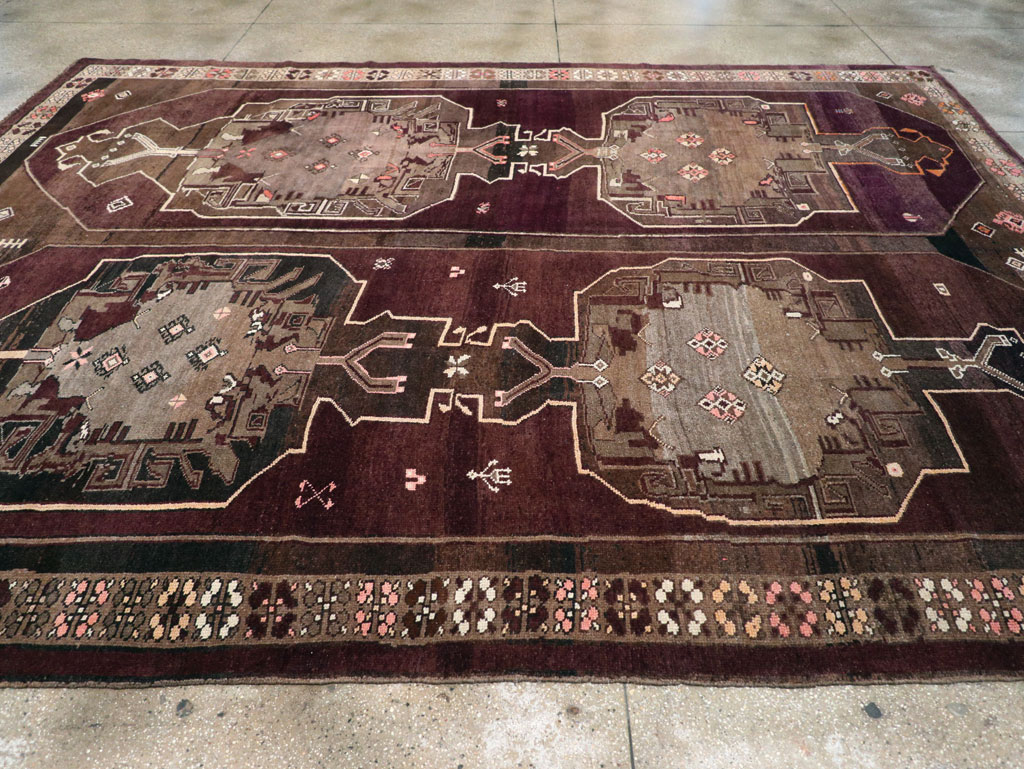 Vintage Turkish Anatolian Large Room Size Carpet, No.31269 - Galerie Shabab