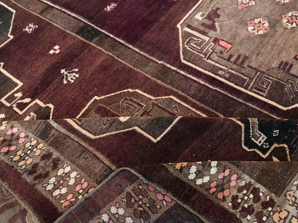 Vintage Turkish Anatolian Large Room Size Carpet, No.31269 - Galerie Shabab