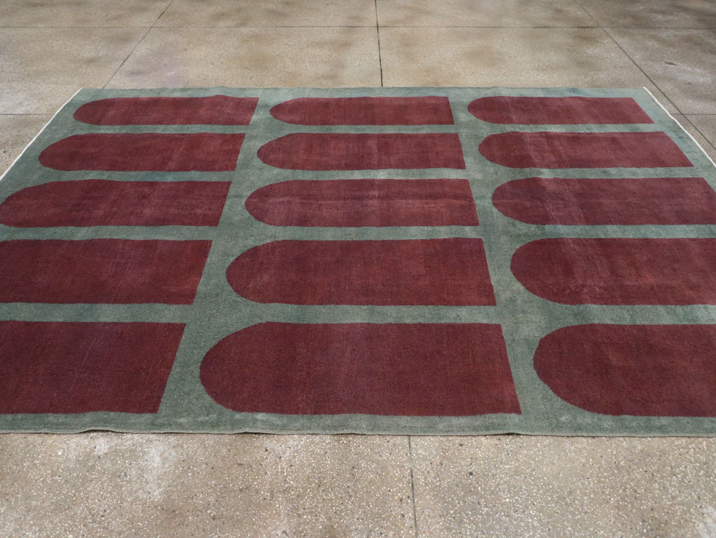 Vintage Turkish Art Deco Stye Room Size Carpet, No.31271 - Galerie Shabab