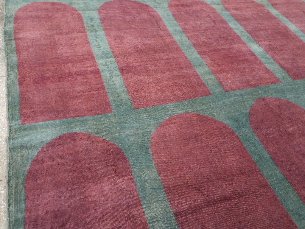 Vintage Turkish Art Deco Style Room Size Carpet, No.31273 - Galerie Shabab