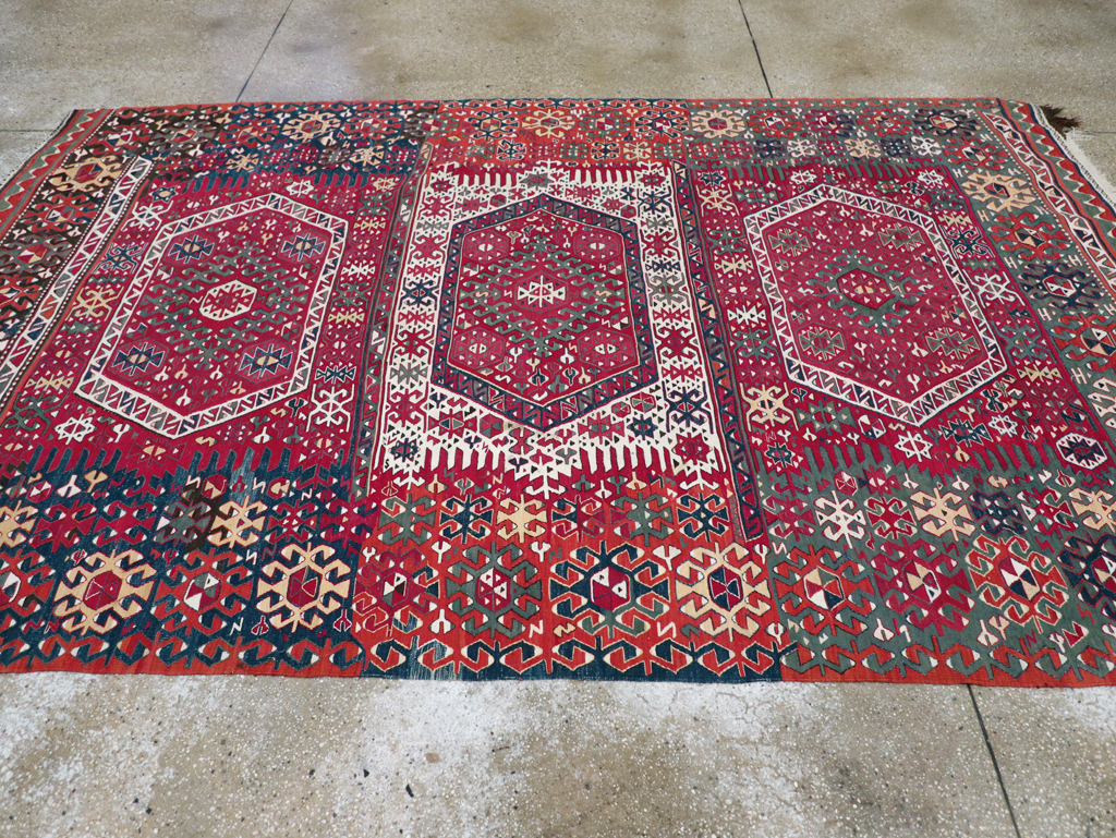 Antique Turkish Flatweave Kilim Accent Carpet, No.31275 - Galerie Shabab