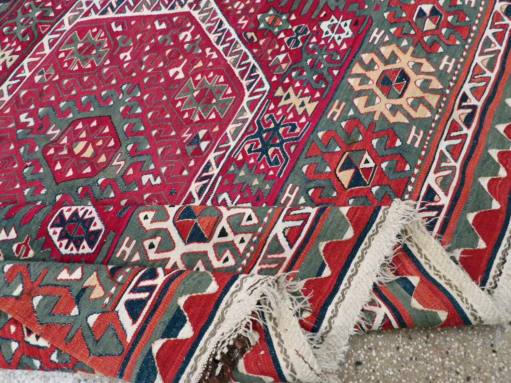 Antique Turkish Flatweave Kilim Accent Carpet, No.31275 - Galerie Shabab
