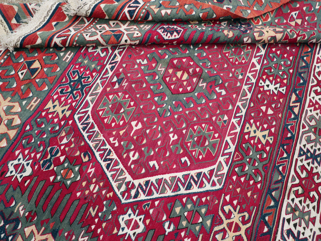 Antique Turkish Flatweave Kilim Accent Carpet, No.31275 - Galerie Shabab