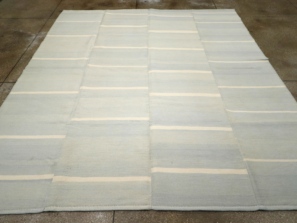 Contemporary Turkish Flatweave Kilim Room Size Carpet, No.31277 - Galerie Shabab