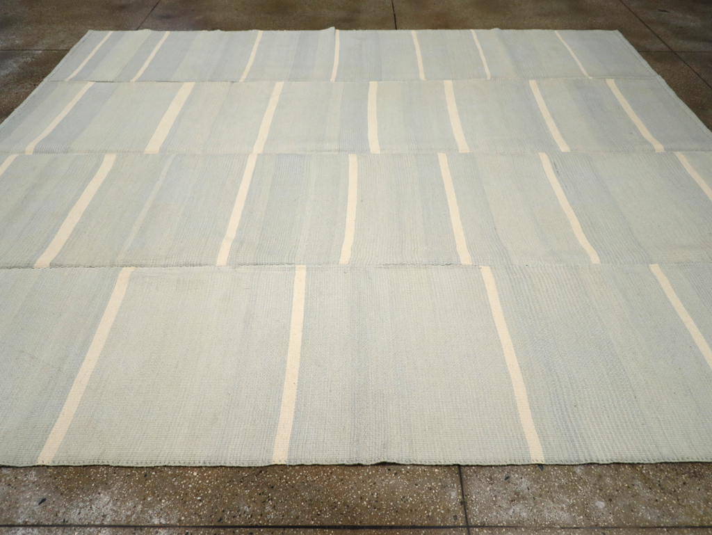 Contemporary Turkish Flatweave Kilim Room Size Carpet, No.31277 - Galerie Shabab