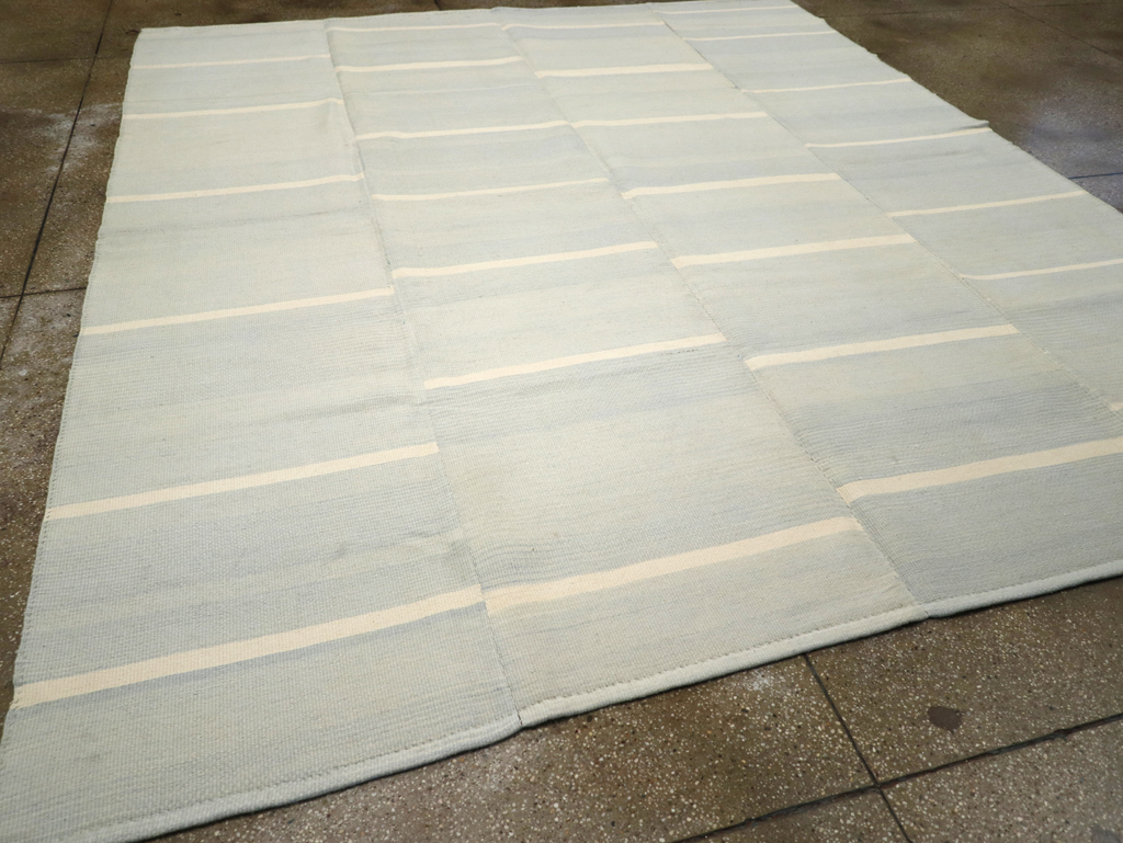 Contemporary Turkish Flatweave Kilim Room Size Carpet, No.31277 - Galerie Shabab