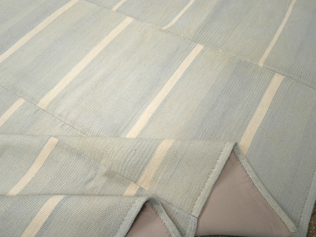 Contemporary Turkish Flatweave Kilim Room Size Carpet, No.31277 - Galerie Shabab