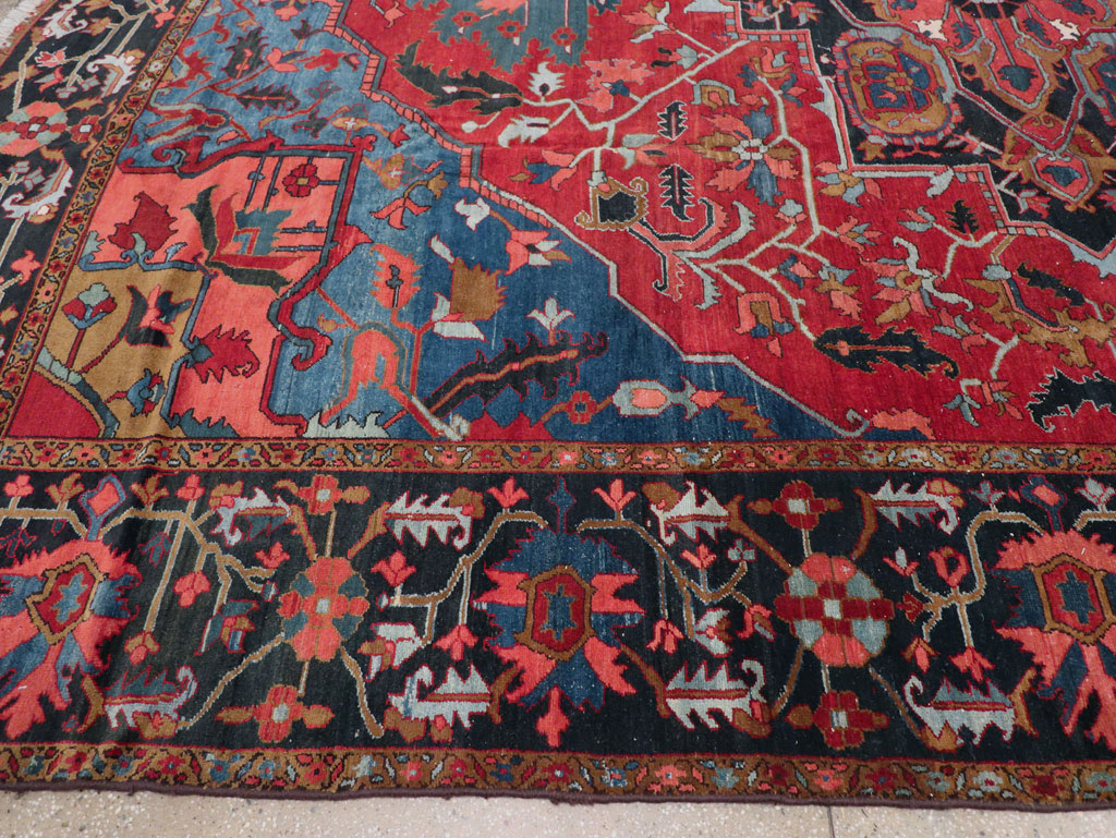 Antique Persian Heriz Room Size Carpet, No.31279 - Galerie Shabab