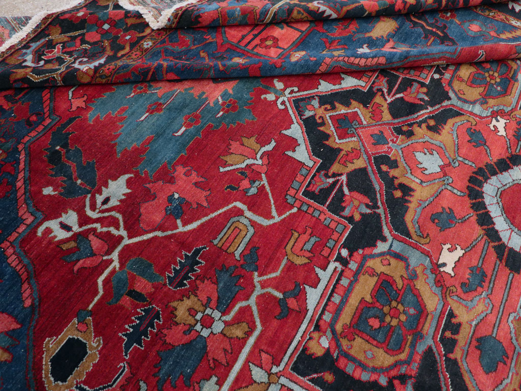 Antique Persian Heriz Room Size Carpet, No.31279 - Galerie Shabab