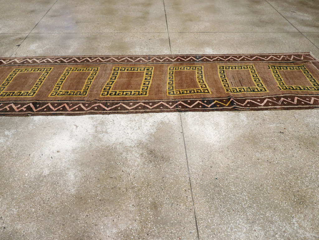 Vintage Turkish Anatolian Tribal Runner, No.31280 - Galerie Shabab