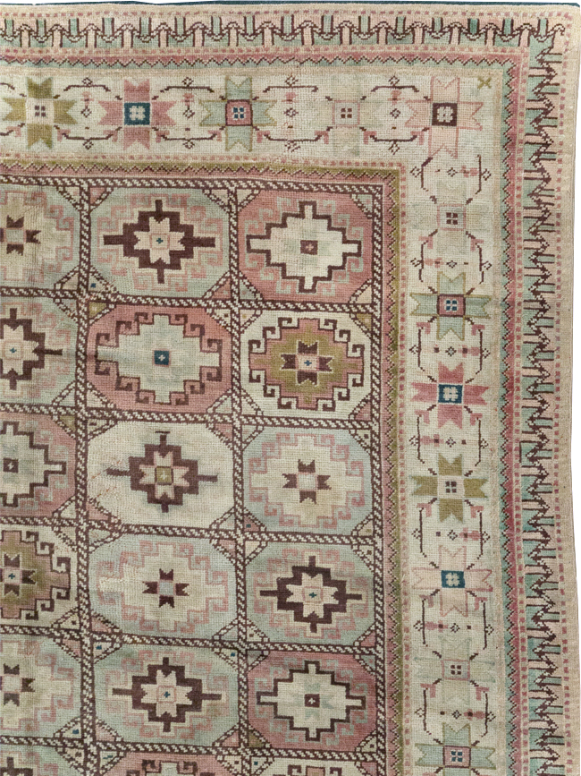 Tribal Turkoman Inspired Vintage Turkish Oushak Room Size Carpet, No.31281 - Galerie Shabab