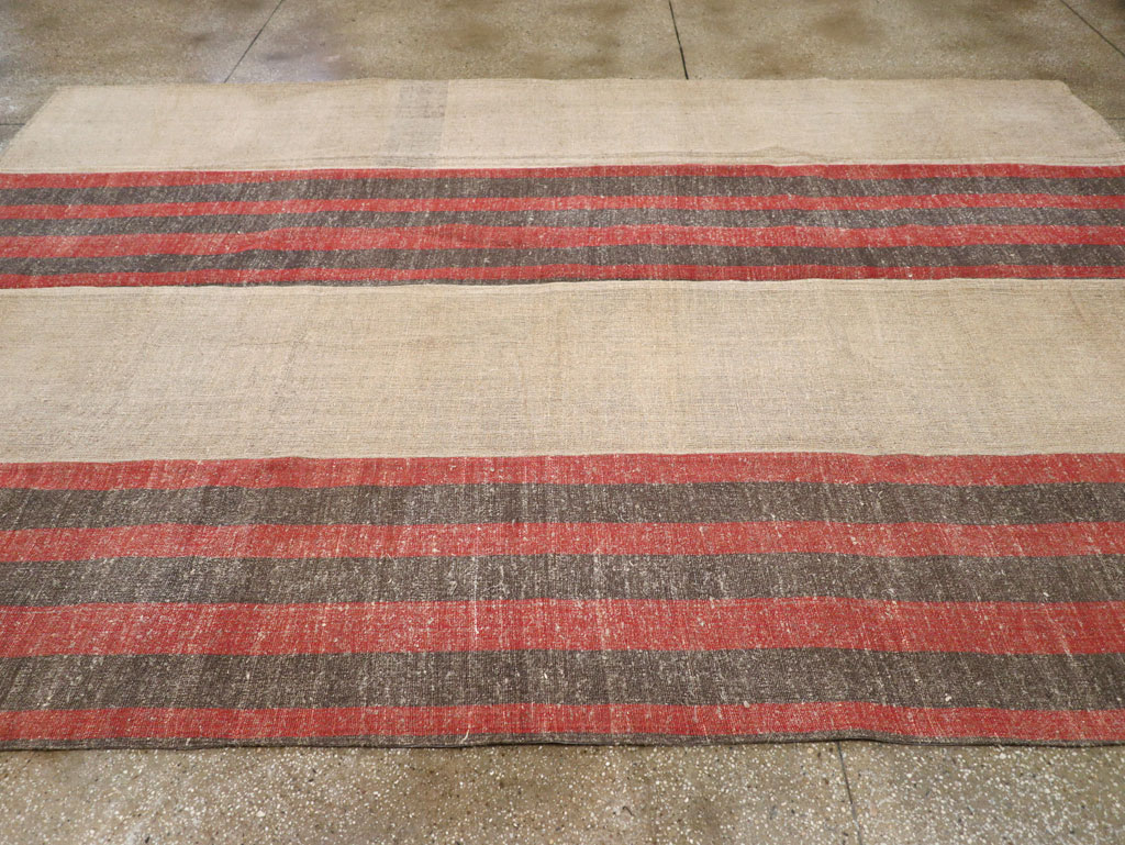 Vintage Turkish Flatweave Kilim Room Size Carpet, No.31284 - Galerie Shabab
