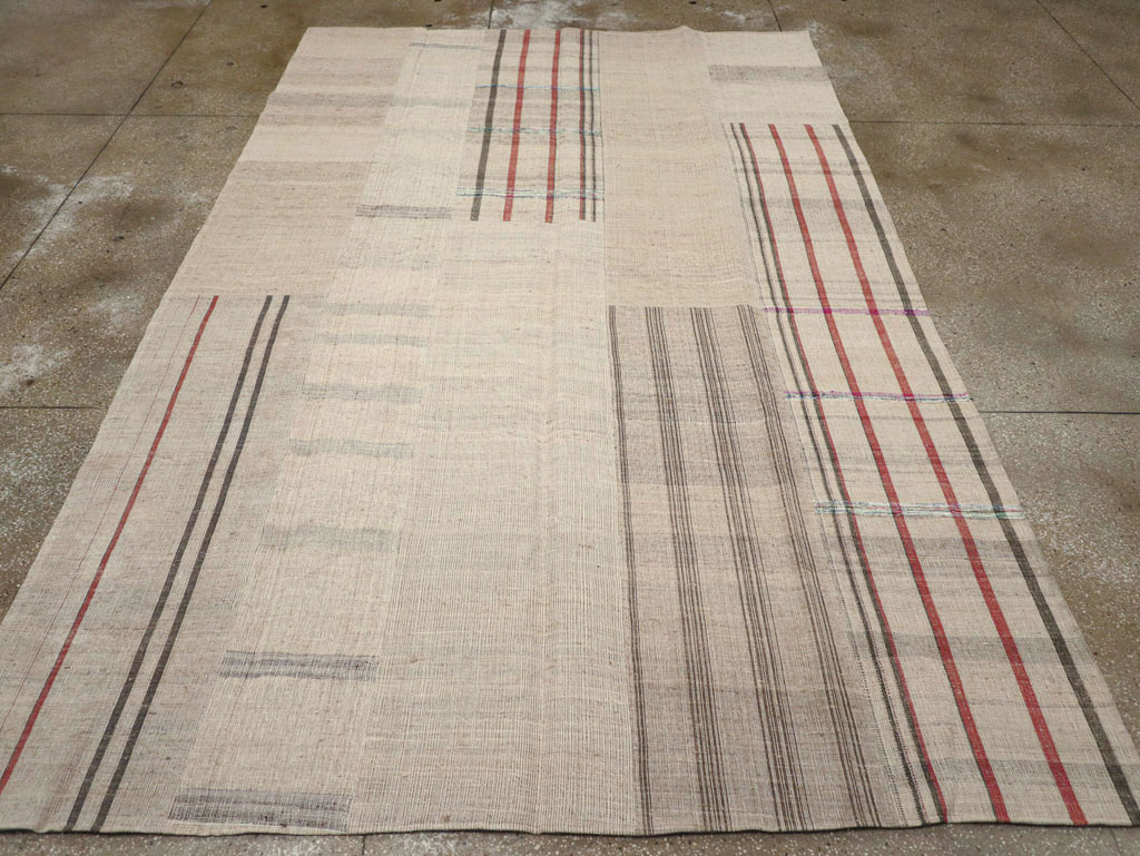 Vintage Turkish Flatweave Kilim Room Size Carpet, No.31285 - Galerie Shabab