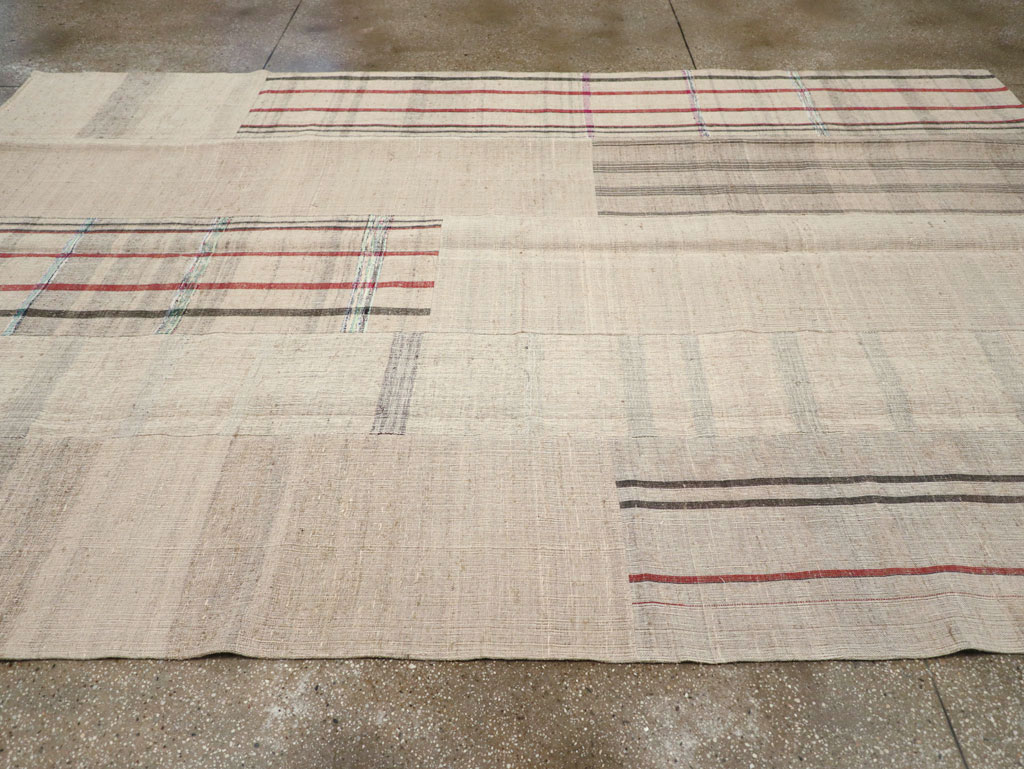 Vintage Turkish Flatweave Kilim Room Size Carpet, No.31285 - Galerie Shabab