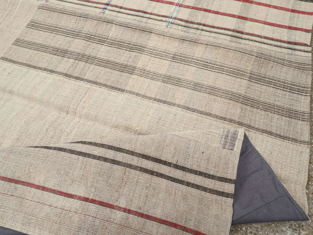 Vintage Turkish Flatweave Kilim Room Size Carpet, No.31285 - Galerie Shabab