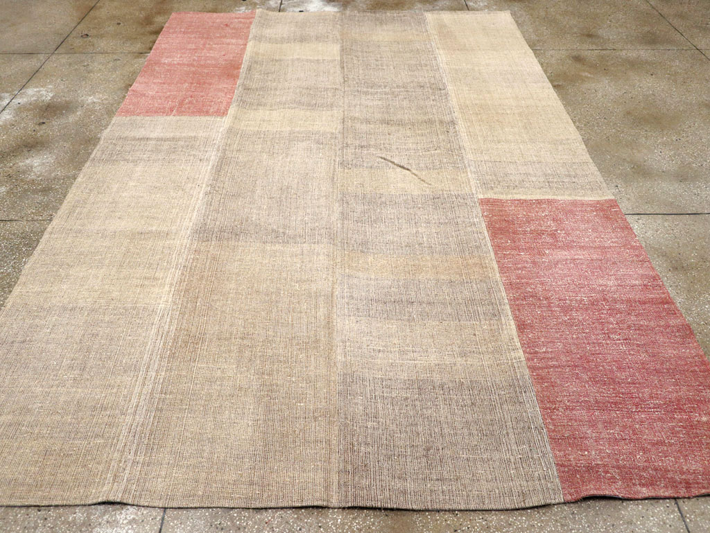 Vintage Turkish Flatweave Kilim Room Size Carpet, No.31289 - Galerie Shabab