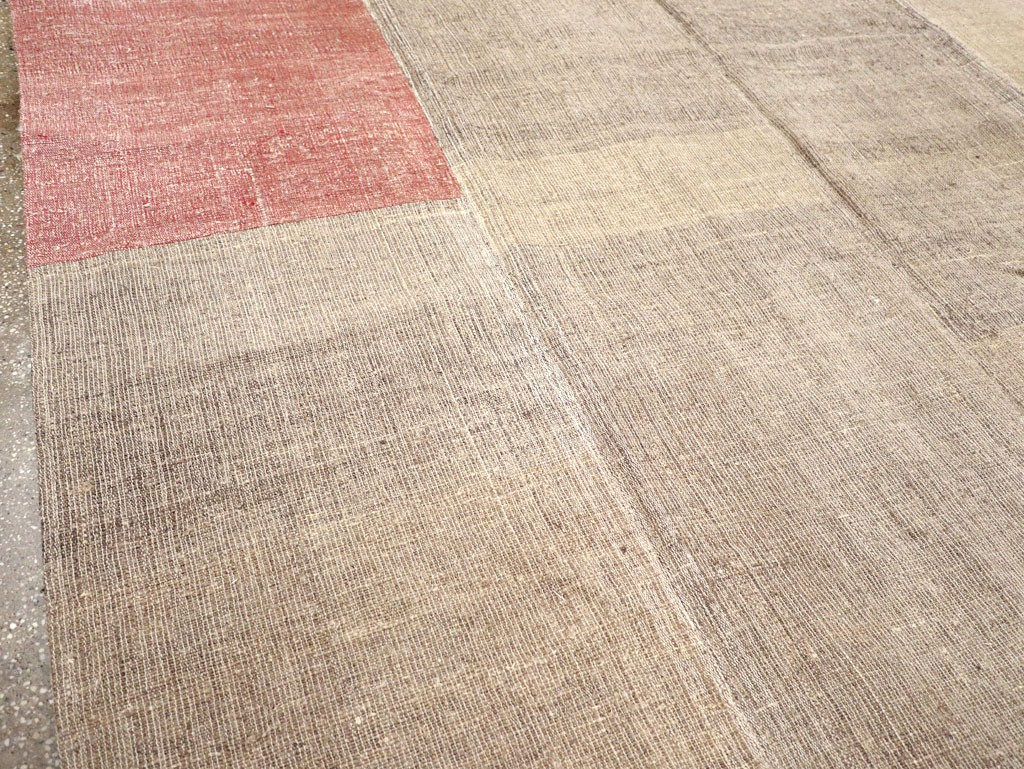 Vintage Turkish Flatweave Kilim Room Size Carpet, No.31289 - Galerie Shabab