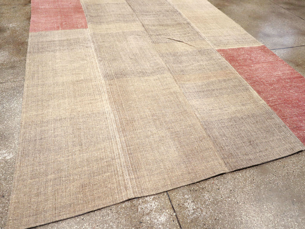 Vintage Turkish Flatweave Kilim Room Size Carpet, No.31289 - Galerie Shabab