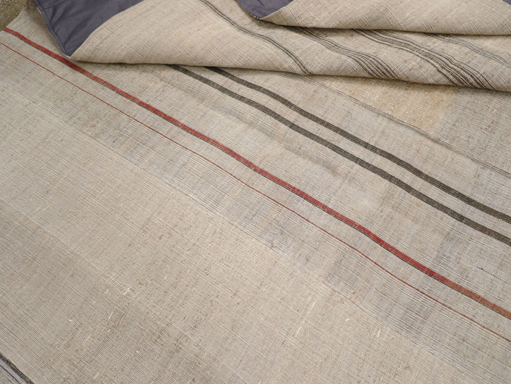 Vintage Turkish Flatweave Kilim Room Size Carpet, No.31290 - Galerie Shabab