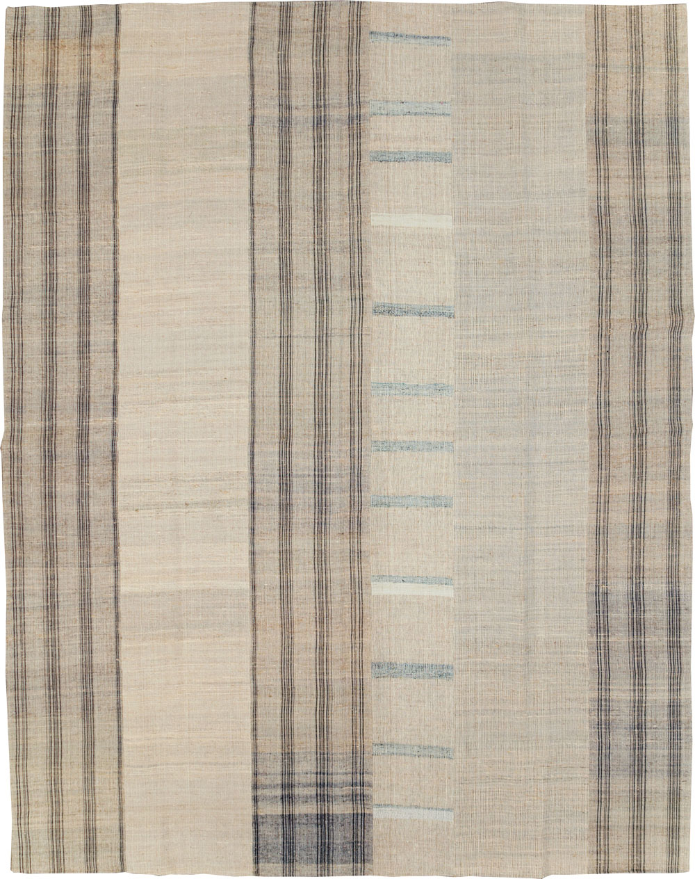 Vintage Turkish Flatweave Kilim Room Size Carpet, No.31292 - Galerie Shabab