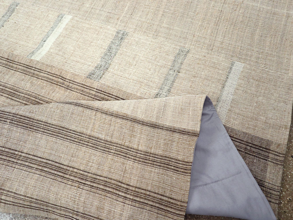 Vintage Turkish Flatweave Kilim Room Size Carpet, No.31292 - Galerie Shabab