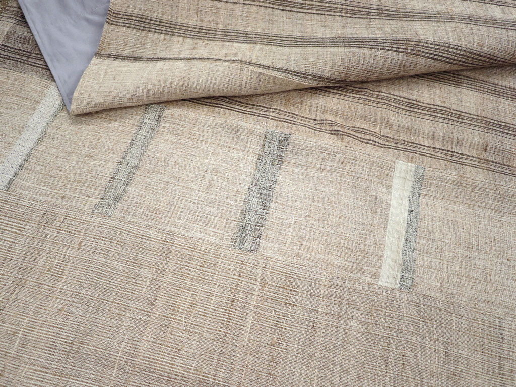 Vintage Turkish Flatweave Kilim Room Size Carpet, No.31292 - Galerie Shabab