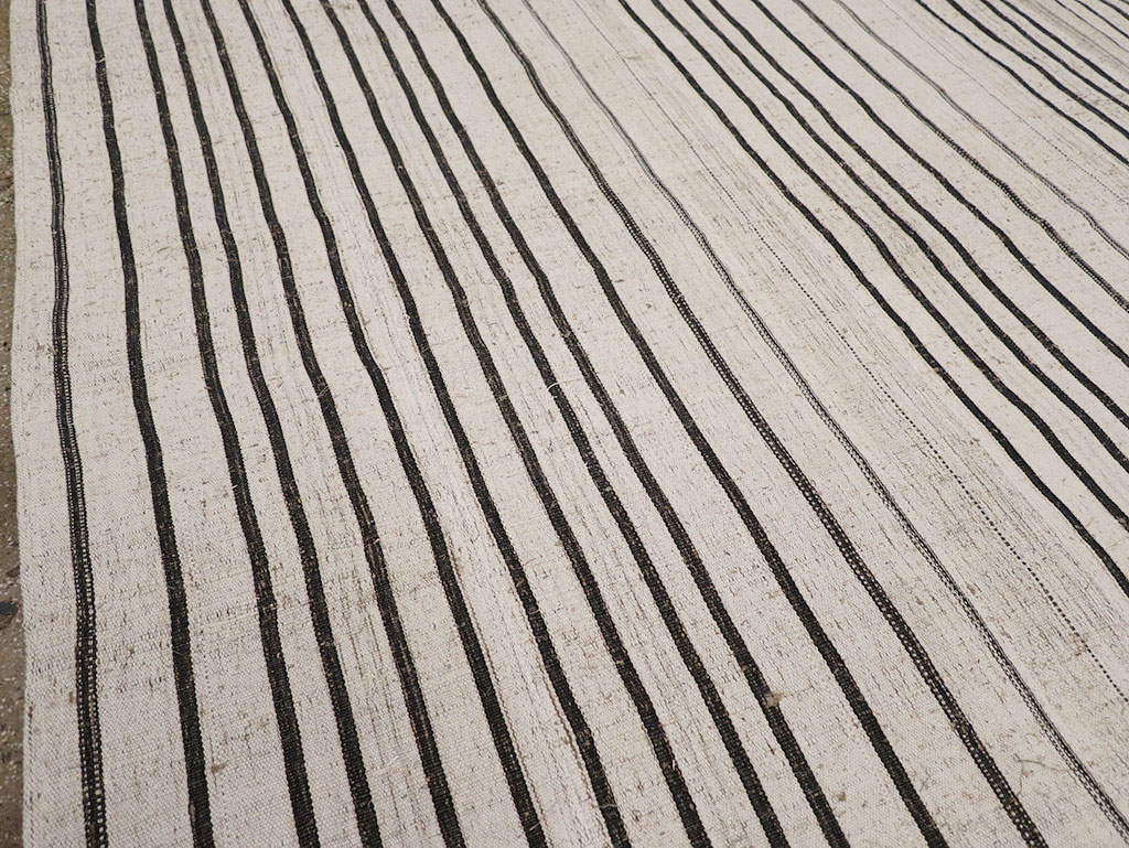 Vintage Turkish Flatweave Kilim , No.31296 - Galerie Shabab