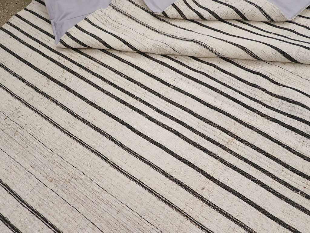 Vintage Turkish Flatweave Kilim , No.31296 - Galerie Shabab