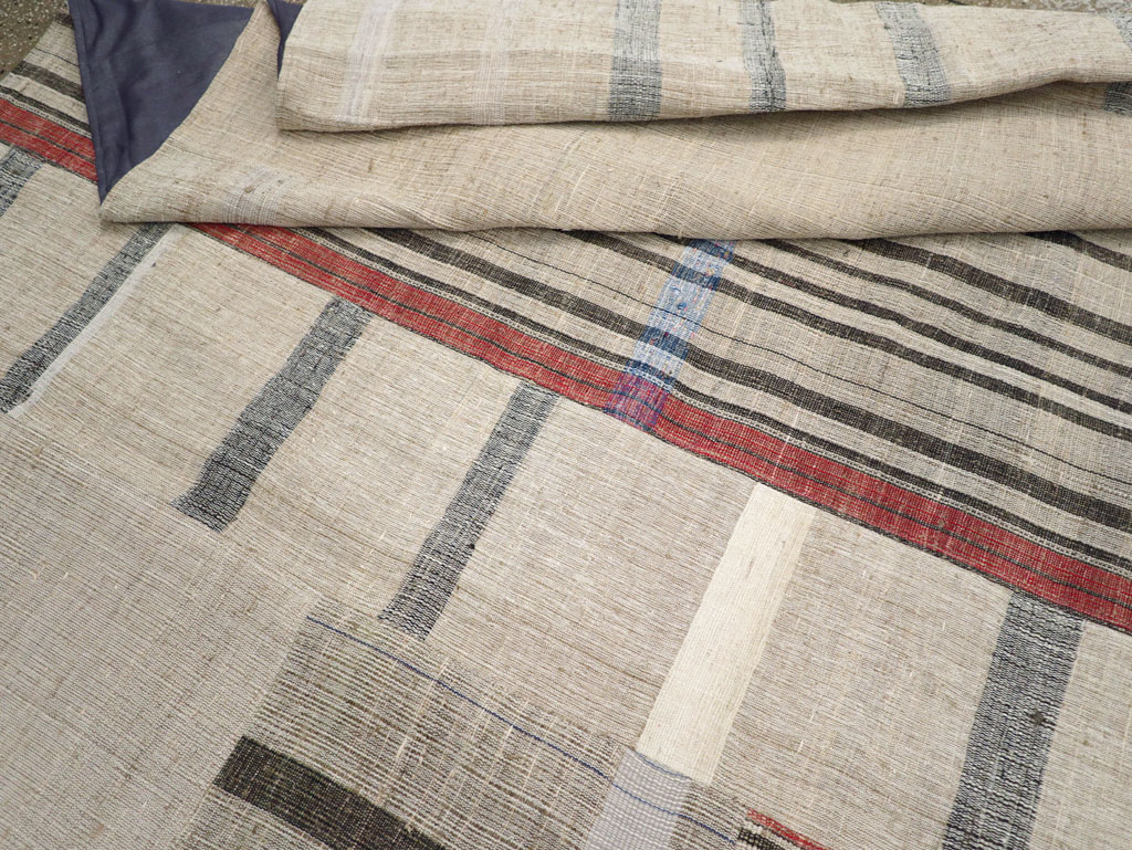 Vintage Turkish Flatweave Kilim Room Size Carpet, No.31297 - Galerie Shabab